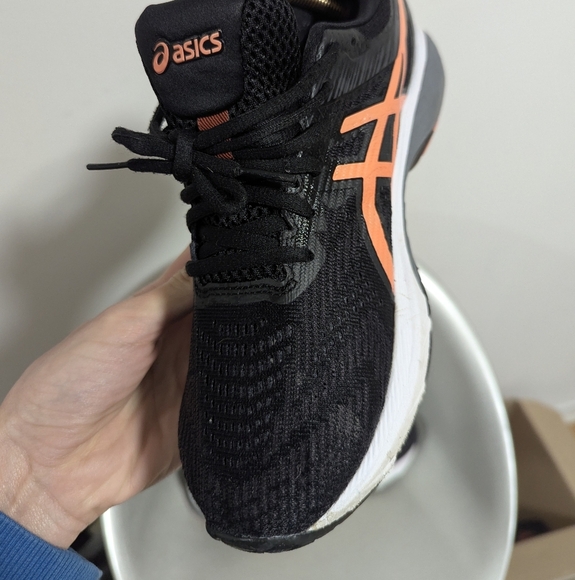 Asics Gt-2000 women's running shoes size 9US - Picture 10 of 11